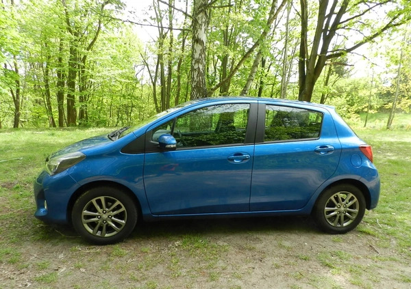 Toyota Yaris cena 37300 przebieg: 150000, rok produkcji 2014 z Turek małe 137